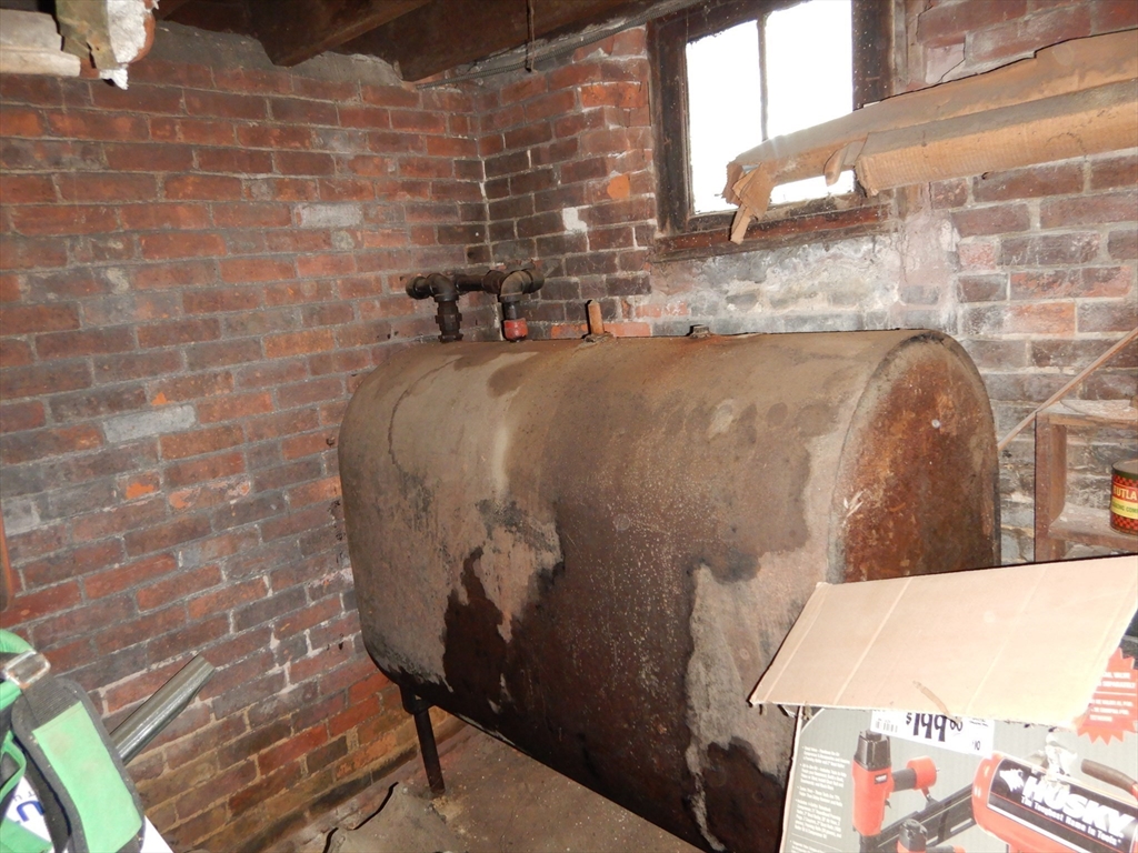 288 St James Avenue Springfield, MA 01109 - Photo 33 of 34 a close up of a sink