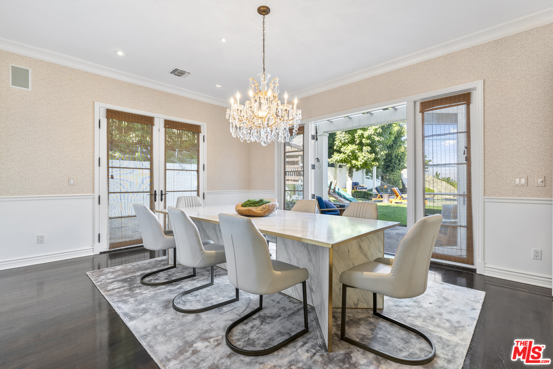 13959 Durham Road Beverly Hills, CA 90210 - Photo 11 of 50