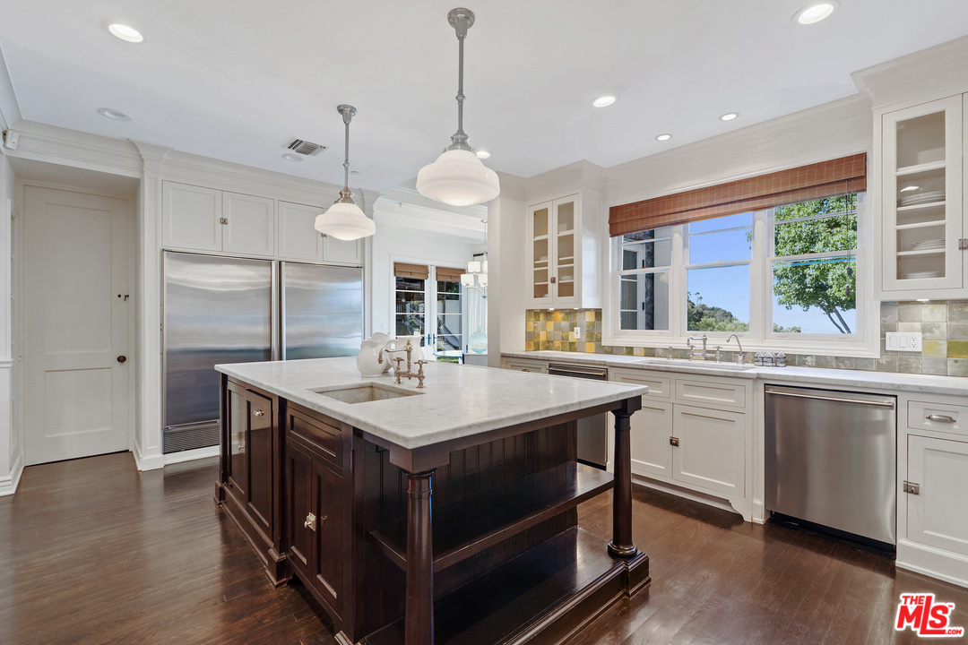 13959 Durham Road Beverly Hills, CA 90210 - Photo 16 of 50