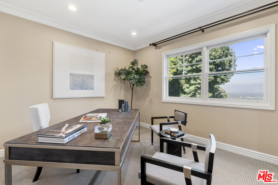 13959 Durham Road Beverly Hills, CA 90210 - Photo 37 of 50