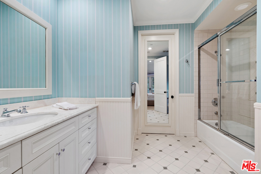 13959 Durham Road Beverly Hills, CA 90210 - Photo 41 of 50