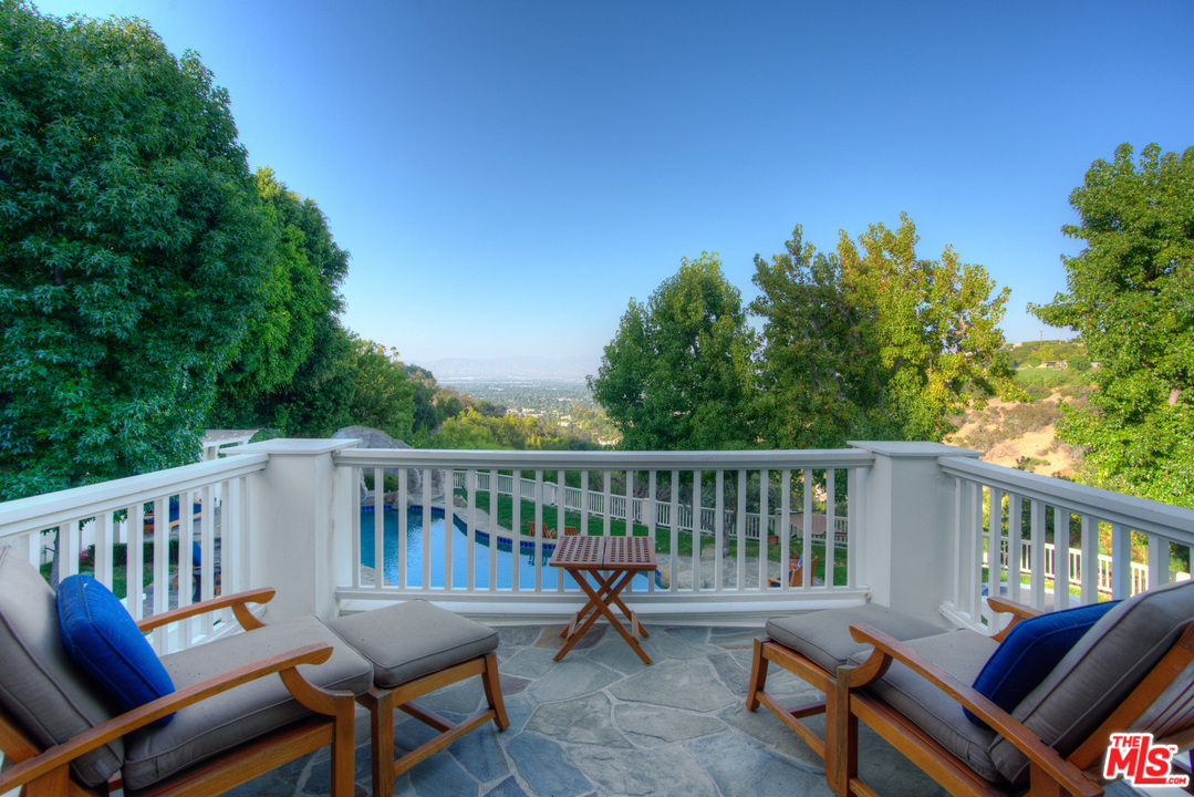 13959 Durham Road Beverly Hills, CA 90210 - Photo 48 of 50