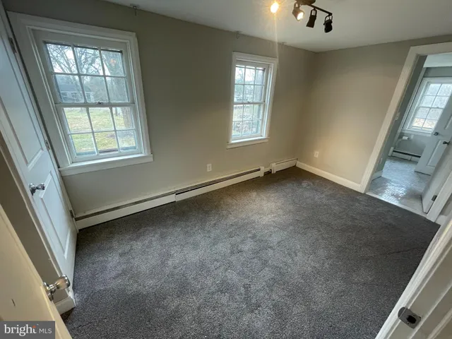 $2,100 | 722 Faust Road, Perkiomenville, PA 18074