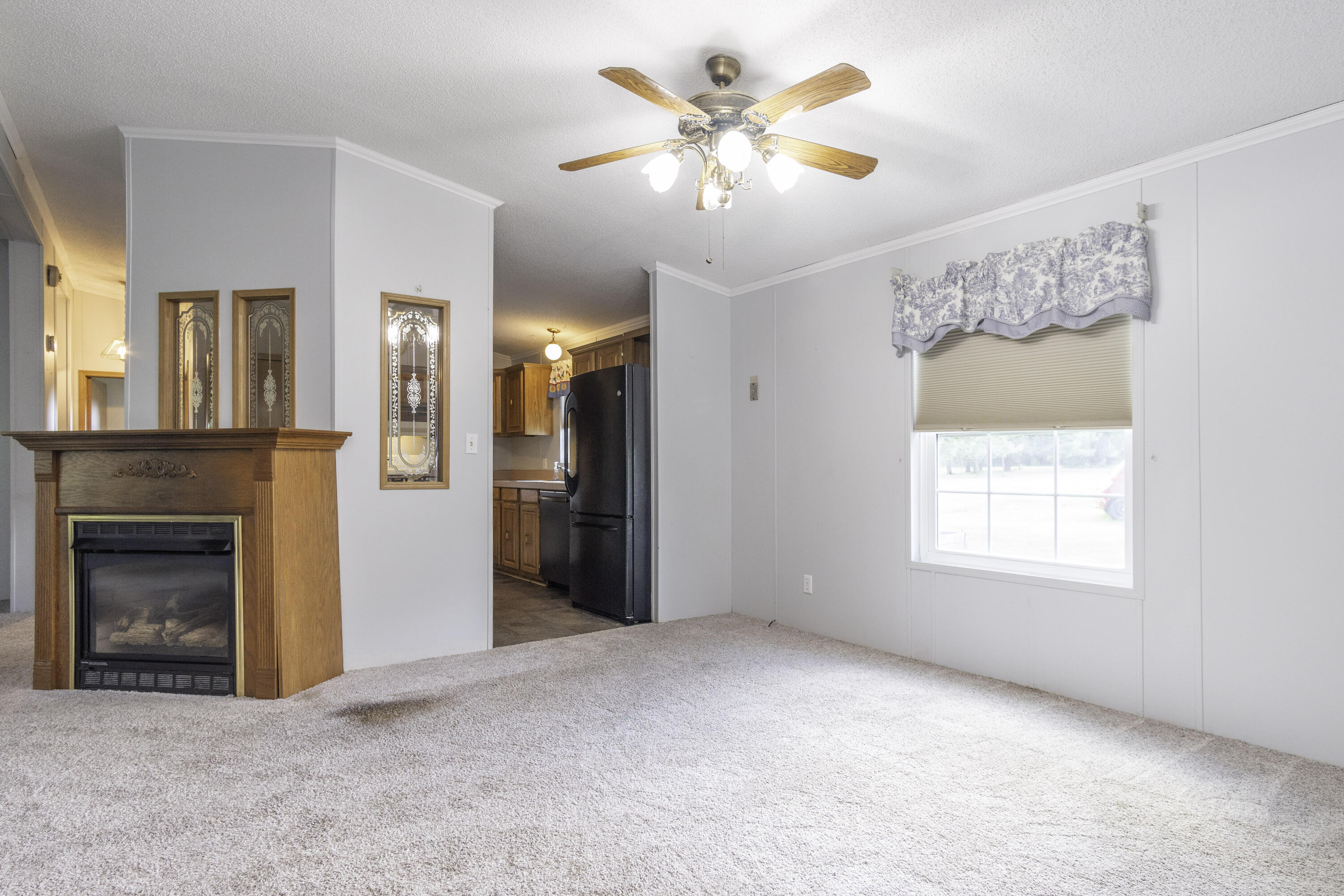15015 Sharp Road Sidney, OH 45365 - Photo 4 of 25 Gallery Image 4