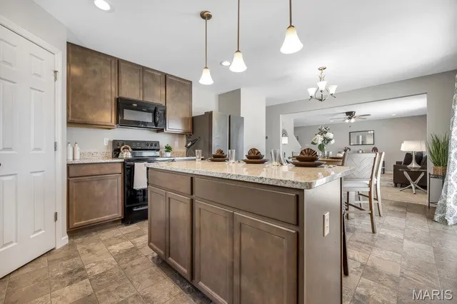 $465,000 | 3249 River Breeze Court, St. Charles, MO 63301