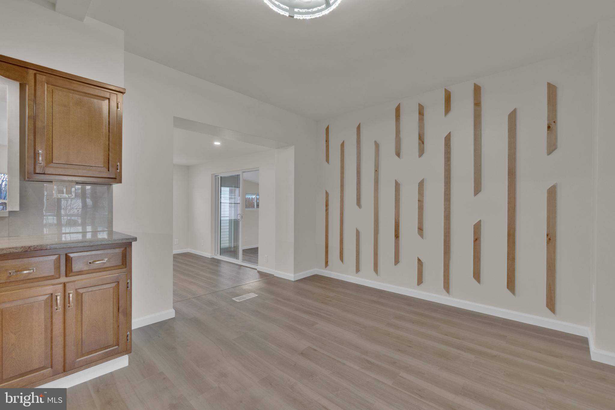 2725 Kirkleigh Road Baltimore, MD 21222 - Photo 11 of 50 Dining Room