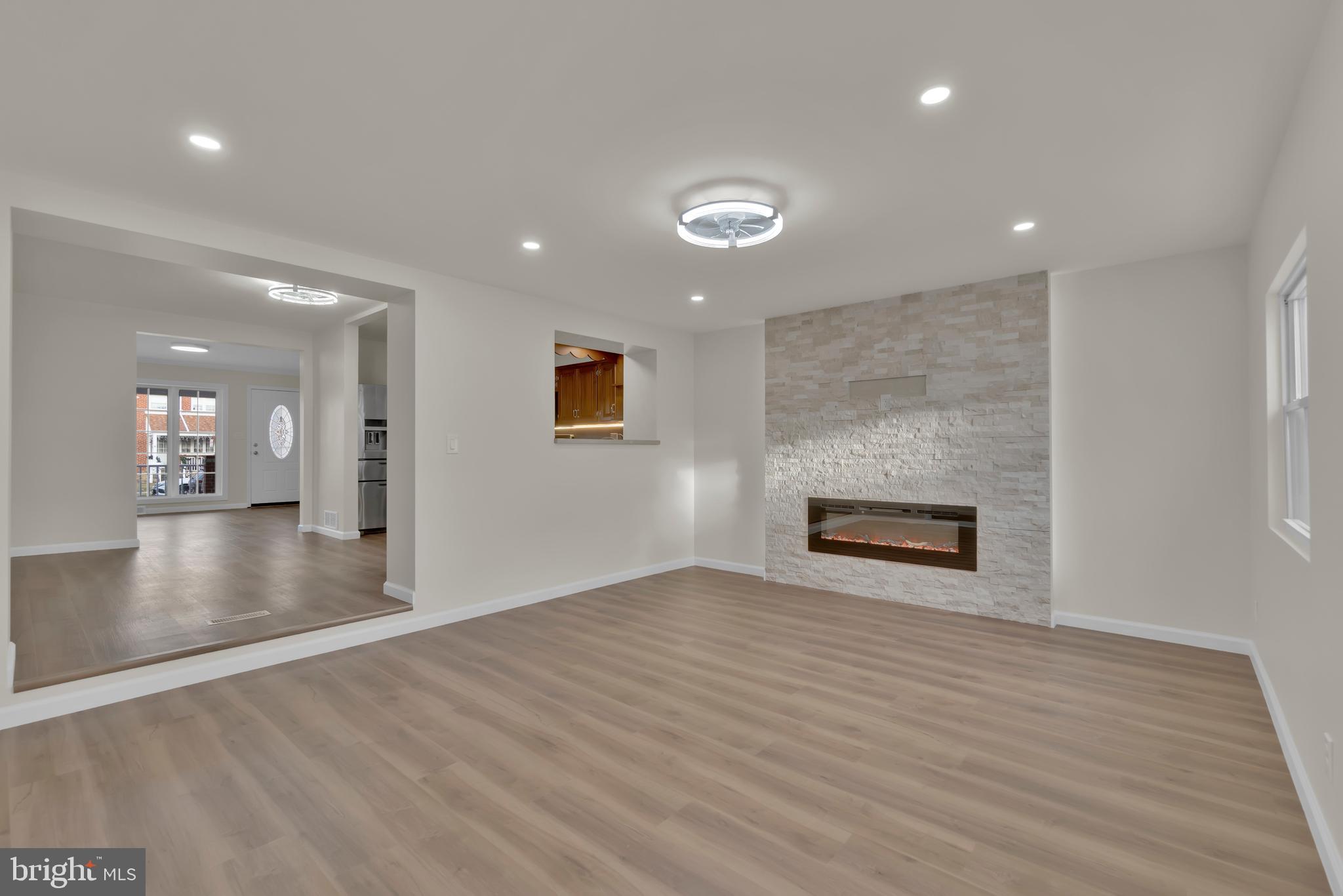 2725 Kirkleigh Road Baltimore, MD 21222 - Photo 19 of 50 Family Room