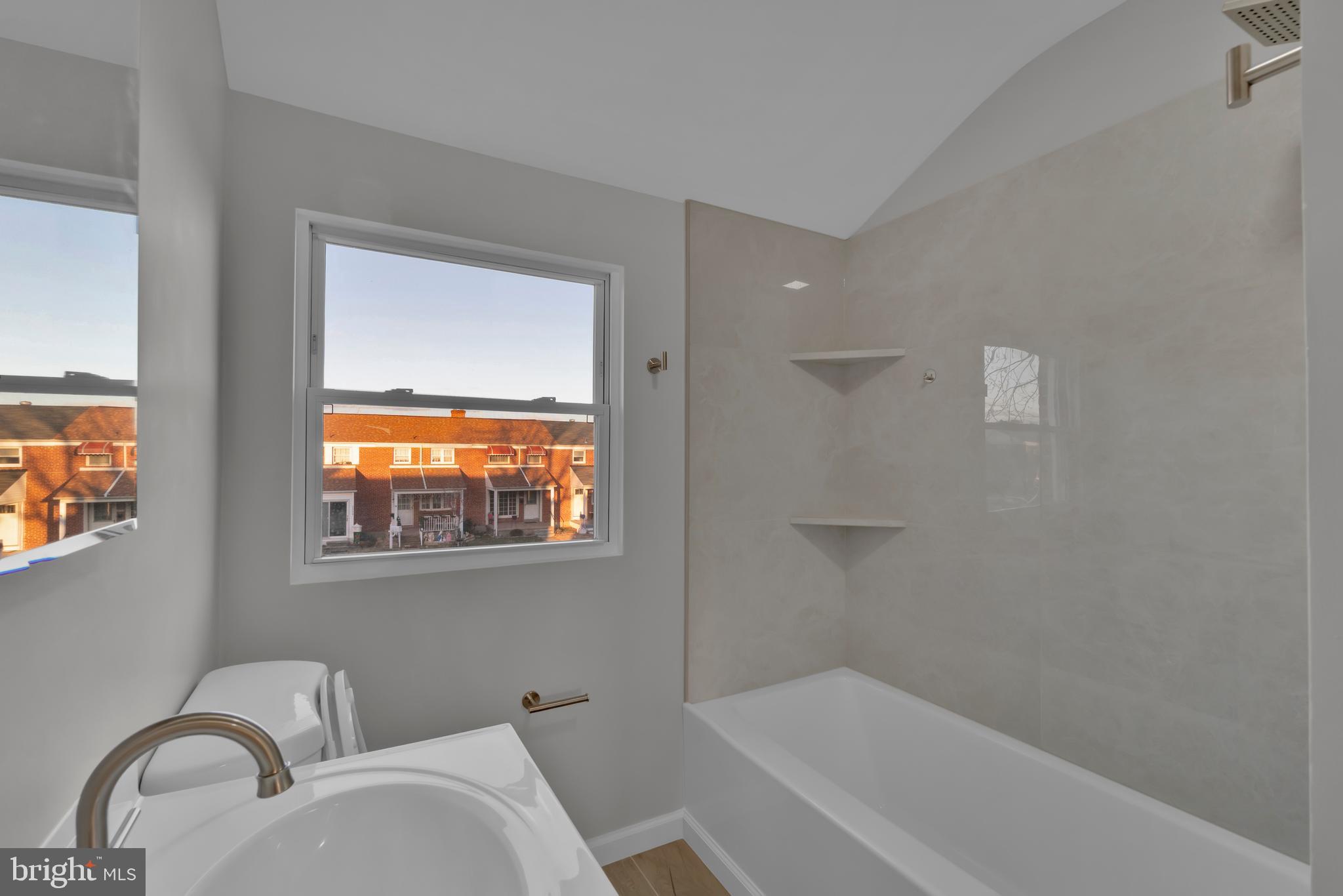 2725 Kirkleigh Road Baltimore, MD 21222 - Photo 36 of 50 Bathroom