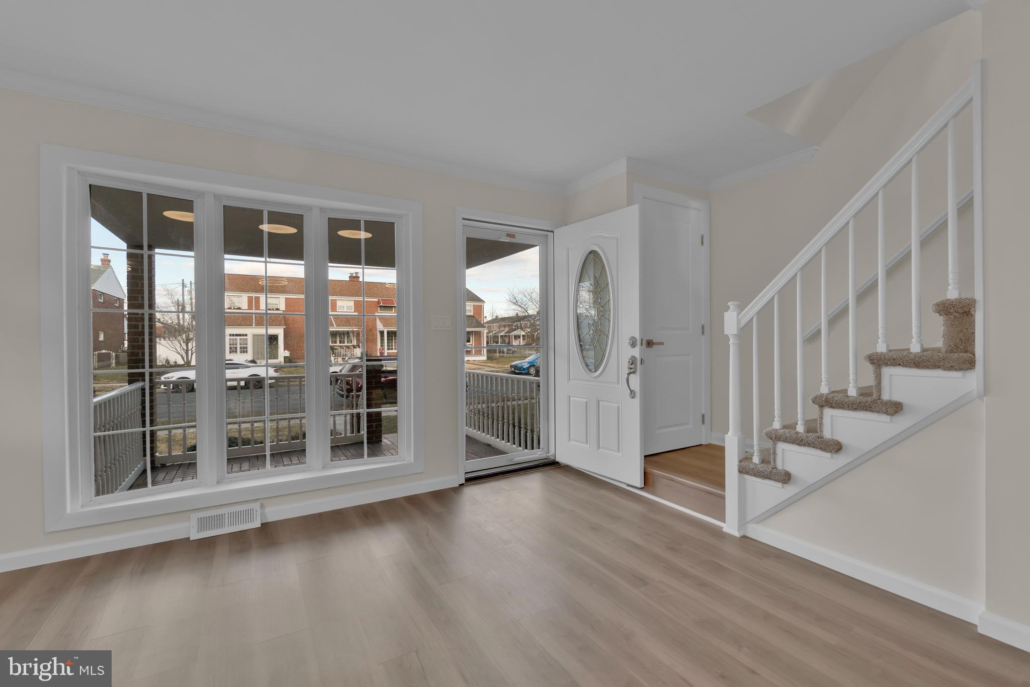 2725 Kirkleigh Road Baltimore, MD 21222 - Photo 5 of 50 Living Room