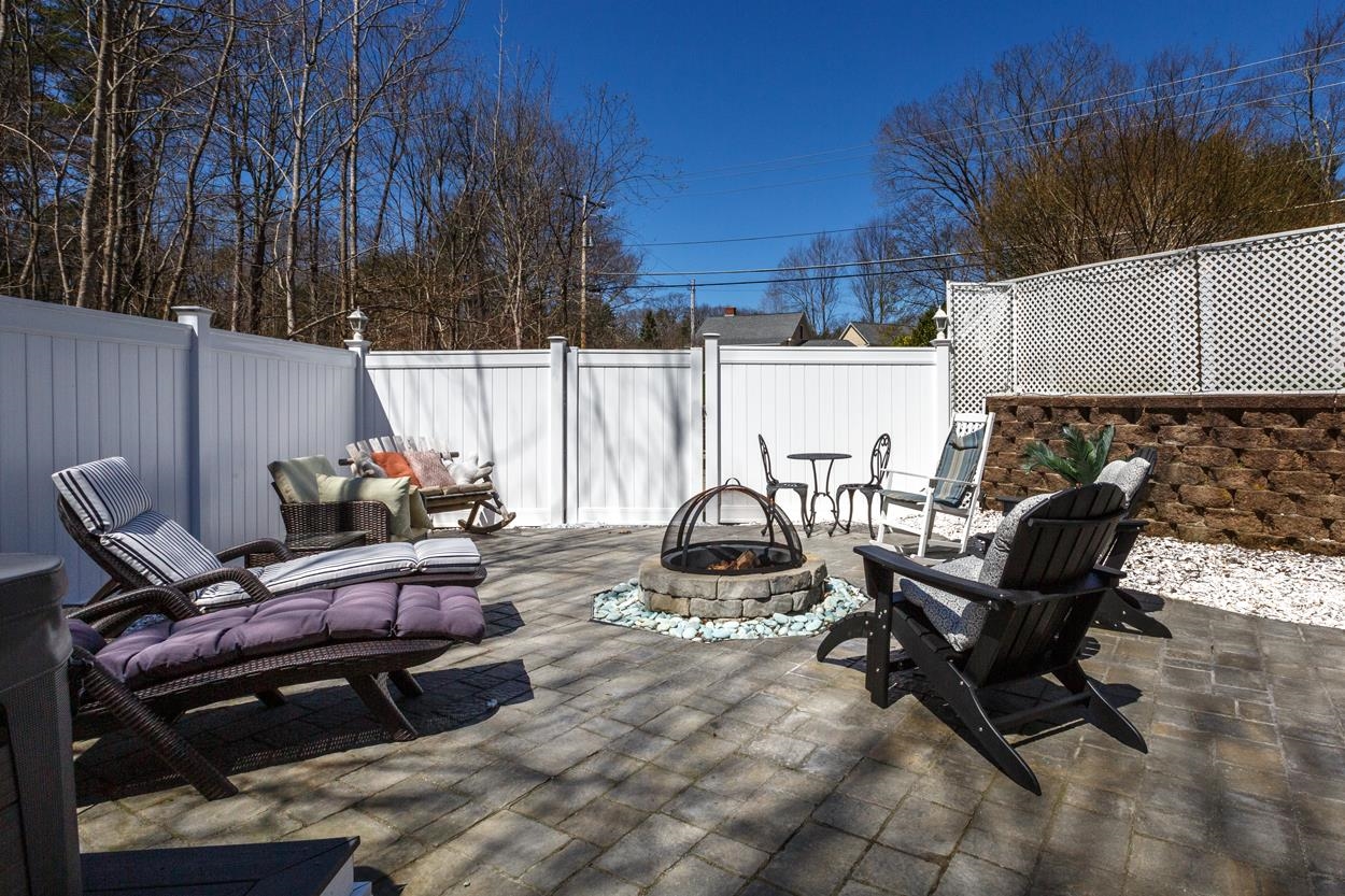 51 Piscassic Road Newfields, NH 03856 - Photo 5 of 40