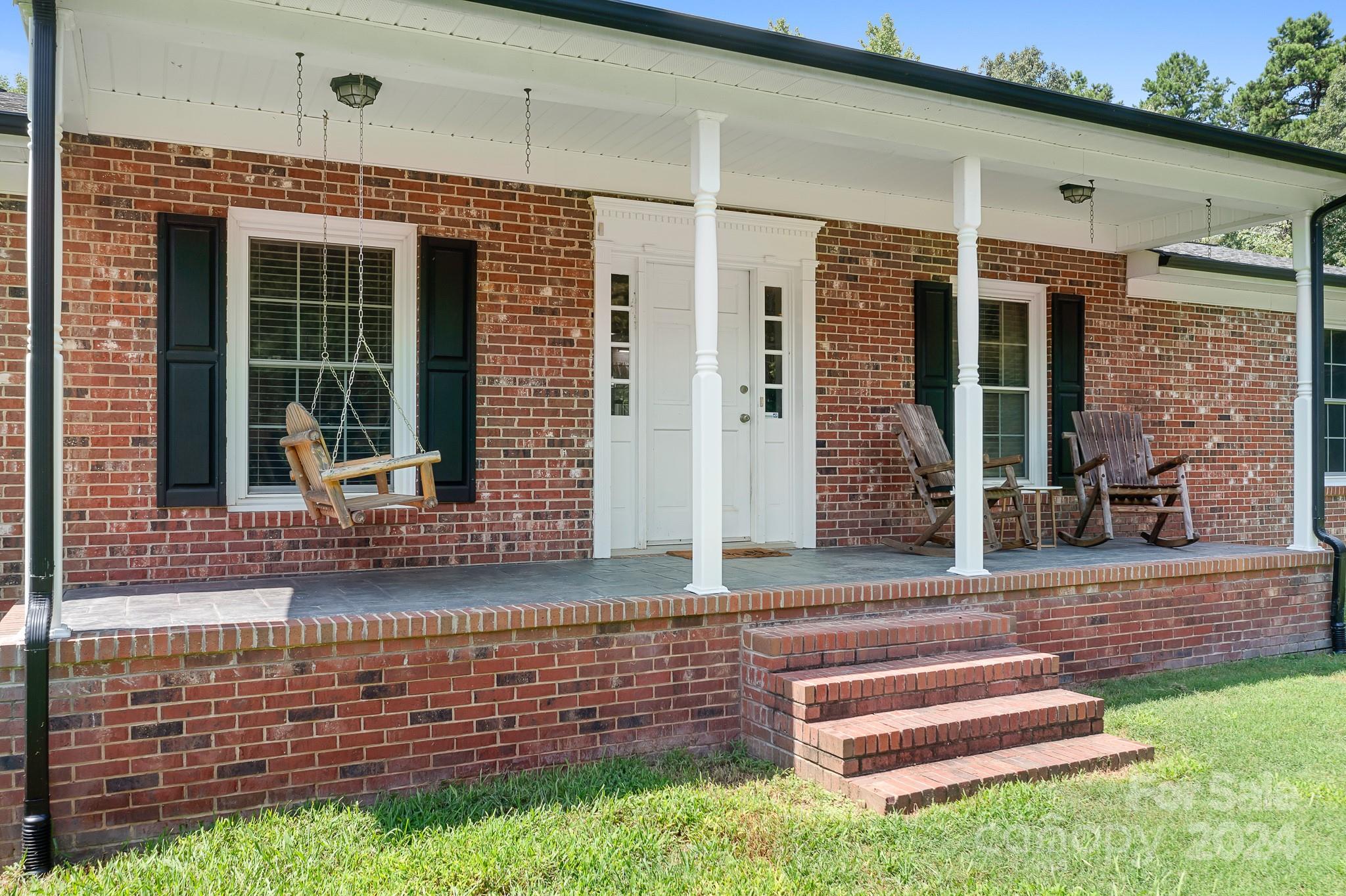 4953 Irish Potato Road Kannapolis, NC 28083 - Photo 4 of 35 Gallery Image 4