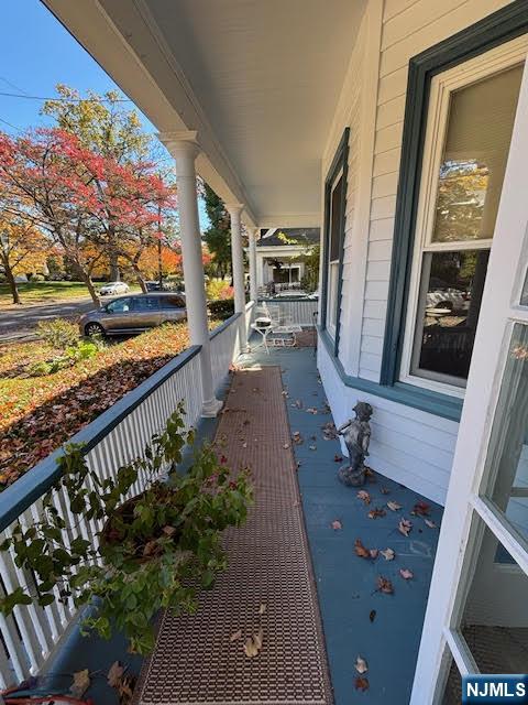 252 Highwood Avenue, Unit 1 Ridgewood, NJ 07450 - Photo 2 of 23