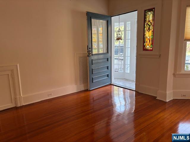 252 Highwood Avenue, Unit 1 Ridgewood, NJ 07450 - Photo 5 of 23