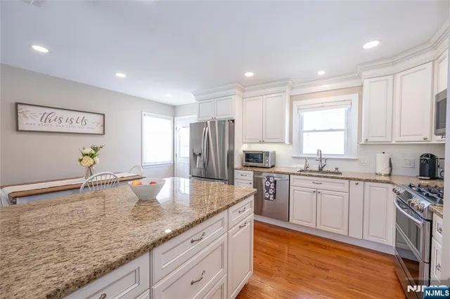 $575,000 | 7 Carlson Place, Lake Hiawatha, NJ 07034