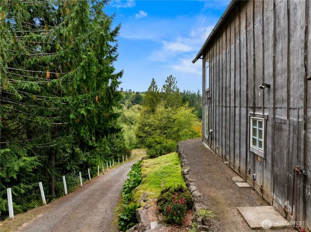 $695,000 | 27272 Big Valley Road Northeast, Poulsbo, WA 98370