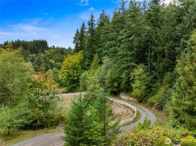 $695,000 | 27272 Big Valley Road Northeast, Poulsbo, WA 98370