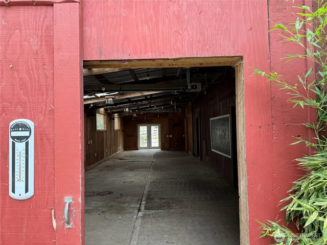 $695,000 | 27272 Big Valley Road Northeast, Poulsbo, WA 98370