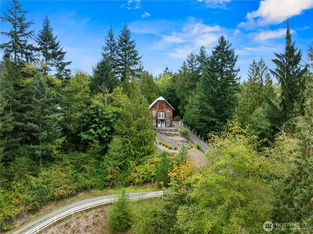 $695,000 | 27272 Big Valley Road Northeast, Poulsbo, WA 98370