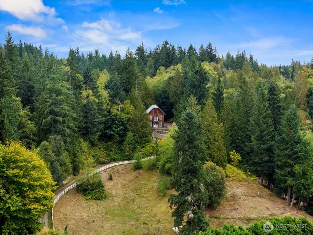 $695,000 | 27272 Big Valley Road Northeast, Poulsbo, WA 98370
