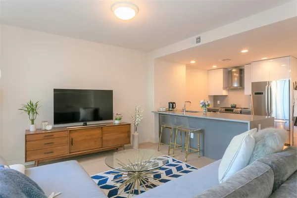 $4,500 | 201 Marin Boulevard, Unit 6160, Jersey City, NJ 07302