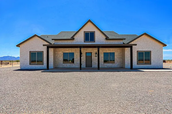 $4,250 | 2351 East Cana Lane, Casa Grande, AZ 85194