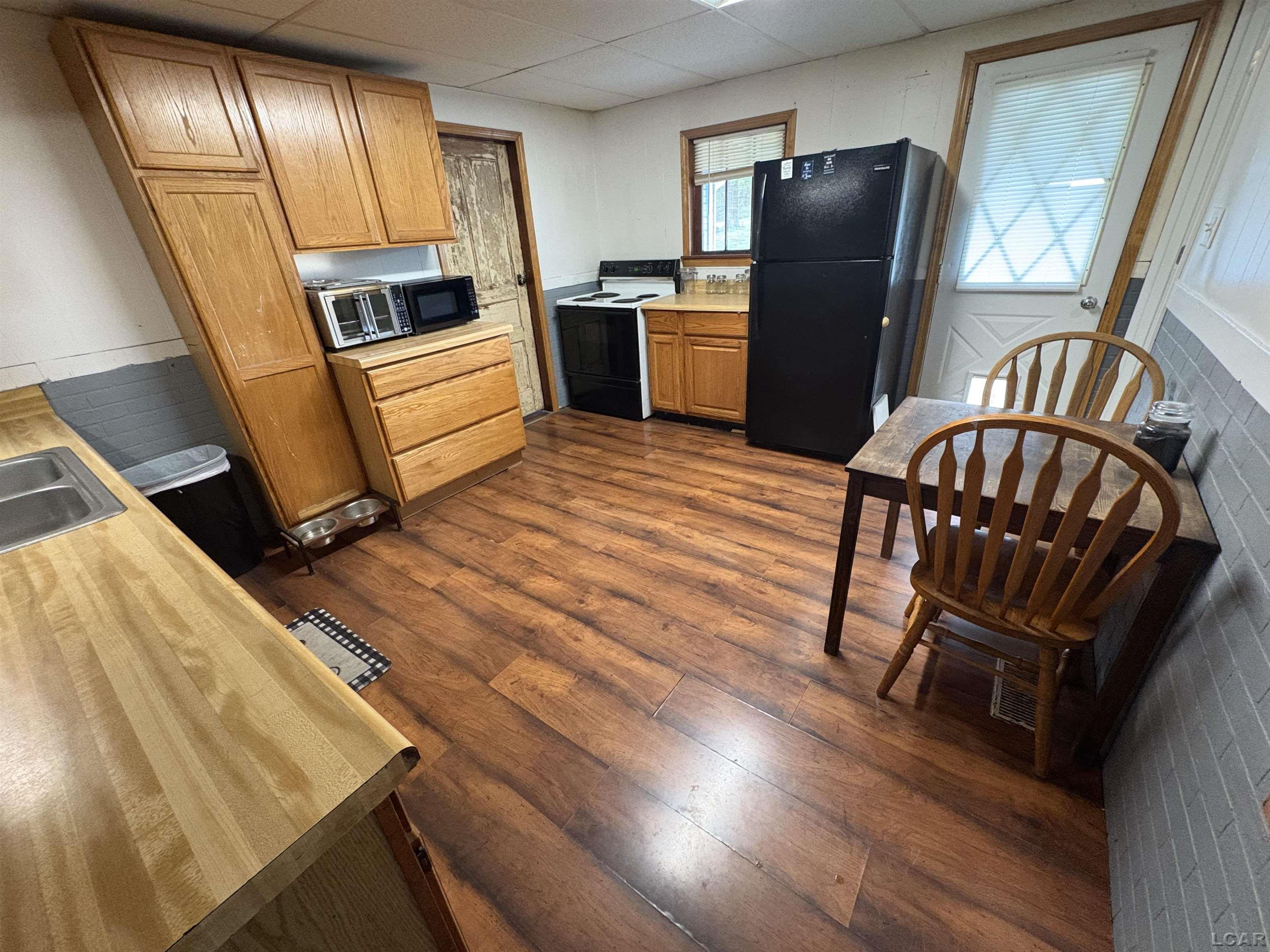 7408 West Carleton Road Clayton, MI 49235 - Photo 11 of 30 50179190-8a45349e-0638-4c5f-beda-007d012a6e26.JPG