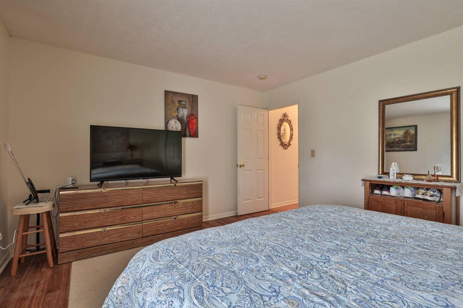 5022 Volk Road Cedar Grove, IN 47016 - Photo 17 of 38