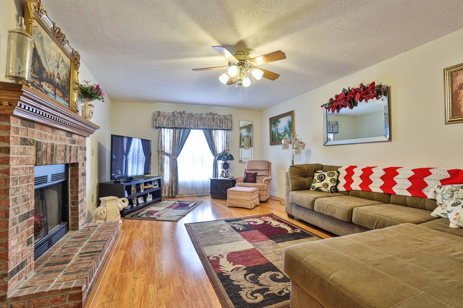 5022 Volk Road Cedar Grove, IN 47016 - Photo 7 of 38