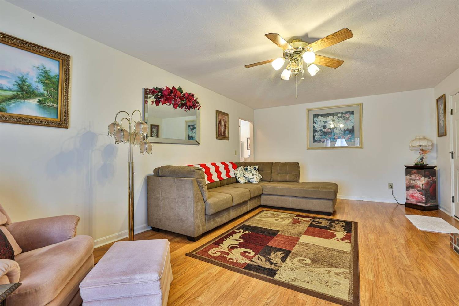5022 Volk Road Cedar Grove, IN 47016 - Photo 8 of 38
