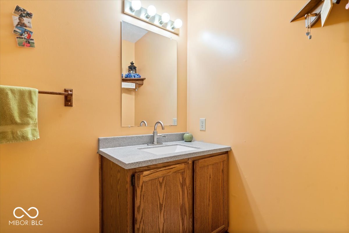 8165 Ehlerbrook Road Indianapolis, IN 46237 - Photo 16 of 28