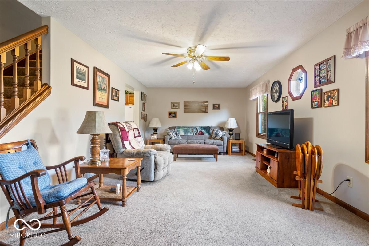 8165 Ehlerbrook Road Indianapolis, IN 46237 - Photo 6 of 28