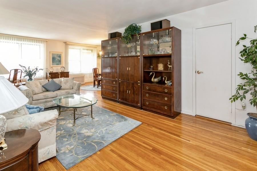 9411 Shore Road, Unit 2F Brooklyn, NY 11209 - Photo 4 of 21 Gallery Image 4