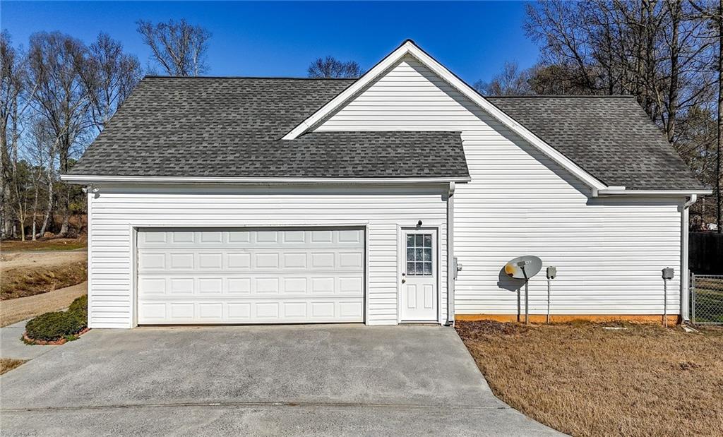 127 Ash Court Southeast Calhoun, GA 30701 - Photo 5 of 49