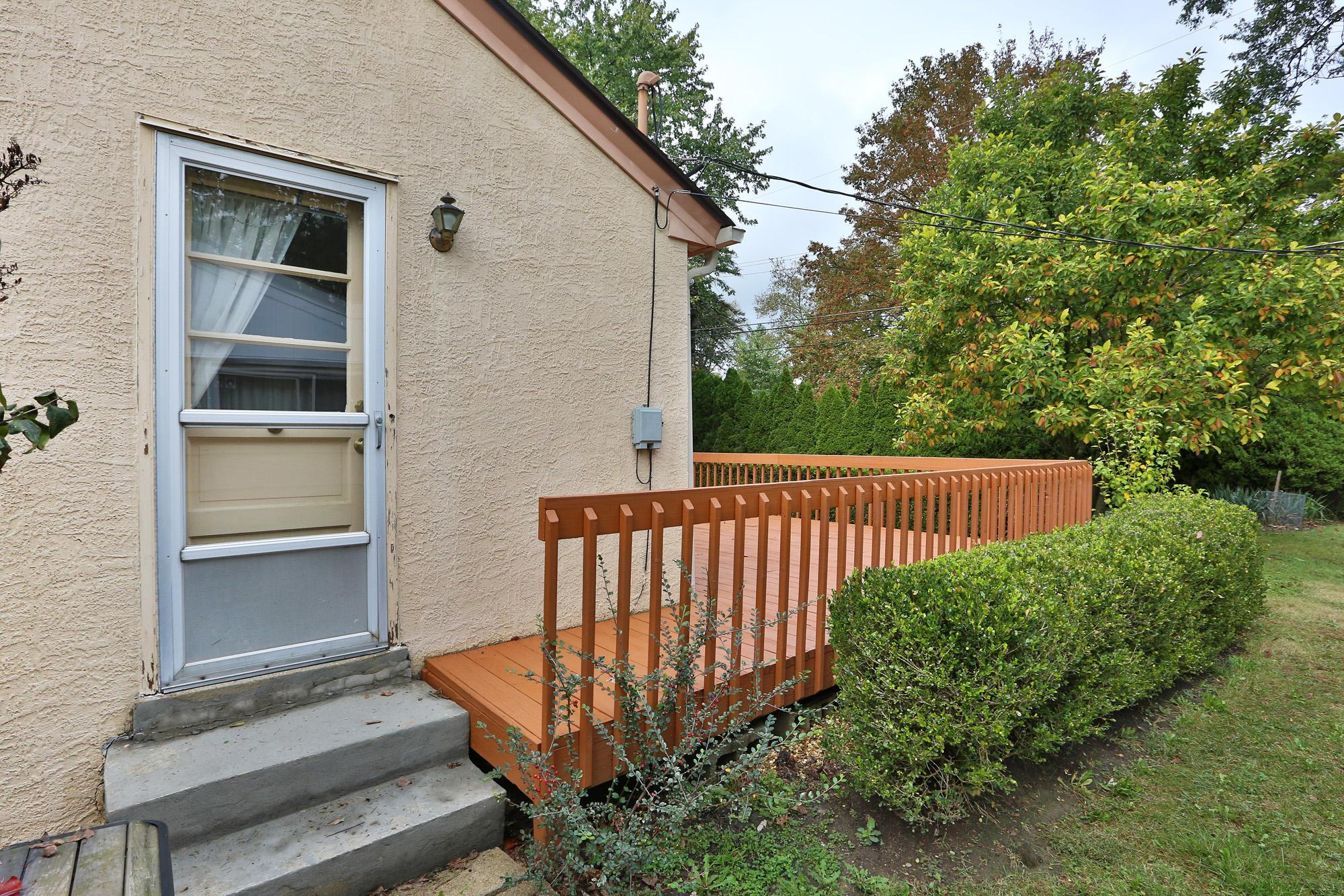 1892 Inchcliff Road Columbus, OH 43221 - Photo 32 of 37