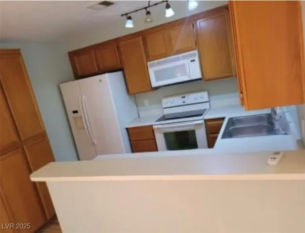 $186,900 | 2200 Highpointe Drive, Unit 201, Laughlin, NV 89029