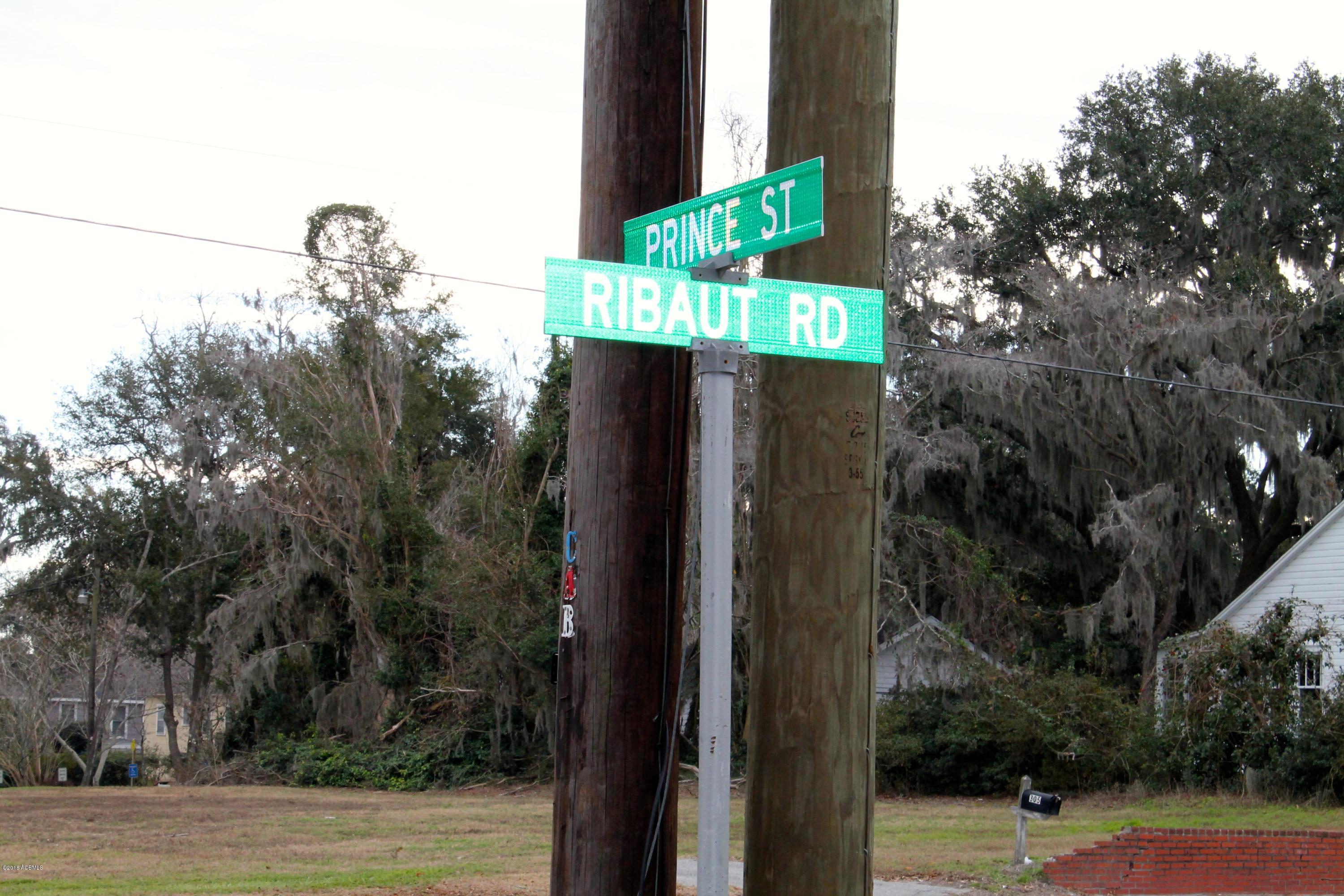 305 Ribaut Road Beaufort, SC 29902 - Photo 8 of 11 IMG_5932