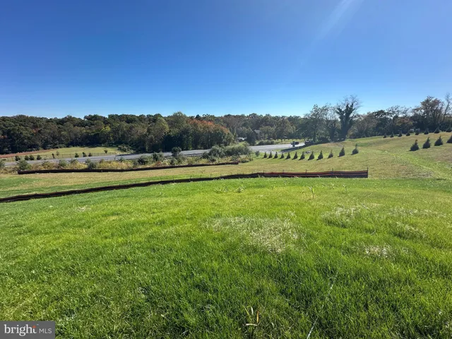 a view of outdoor space with mountain view