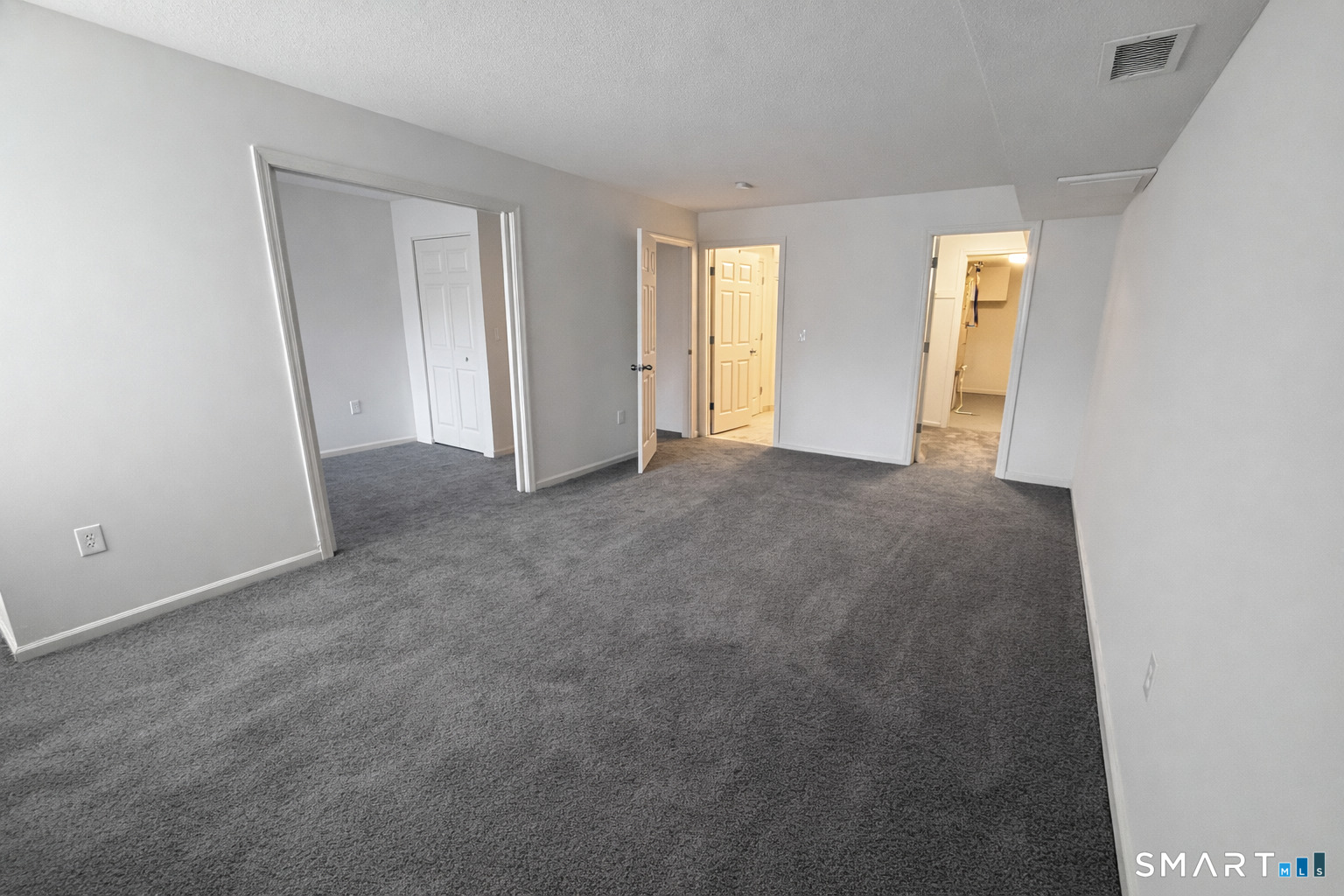 114 Huckleberry Hill Road Avon, CT 06001 - Photo 5 of 12