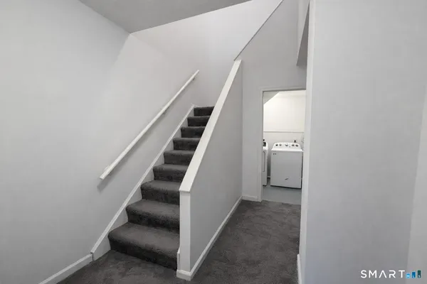 $1,935 | 114 Huckleberry Hill Road, Avon, CT 06001