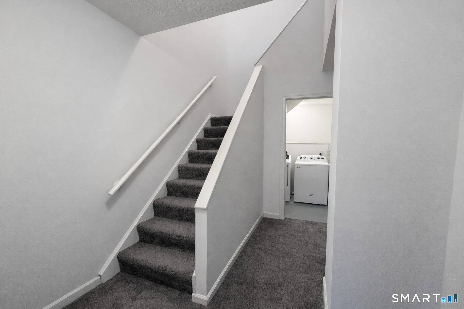 114 Huckleberry Hill Road Avon, CT 06001 - Photo 9 of 12