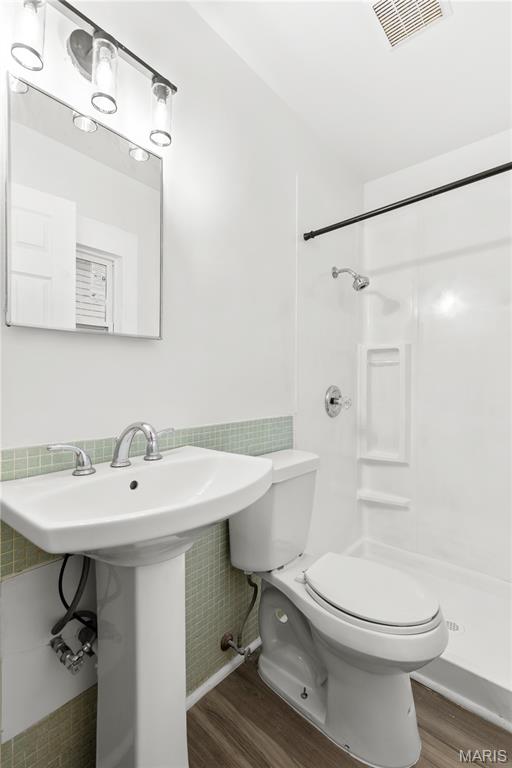 11795 Old Halls Ferry Road Florissant, MO 63033 - Photo 12 of 28