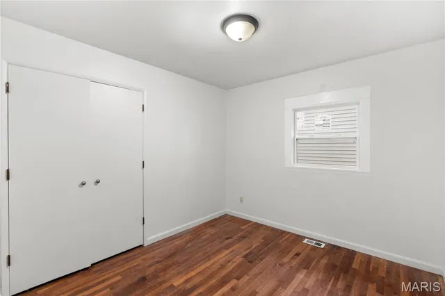 $219,900 | 11795 Old Halls Ferry Road, Florissant, MO 63033