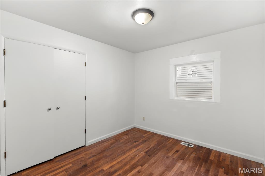 11795 Old Halls Ferry Road Florissant, MO 63033 - Photo 15 of 28