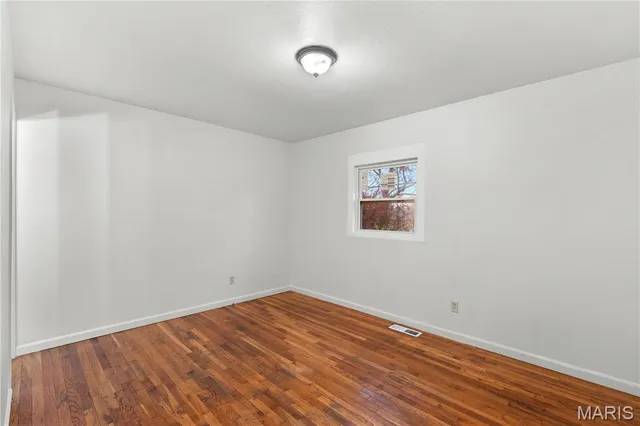 $219,900 | 11795 Old Halls Ferry Road, Florissant, MO 63033