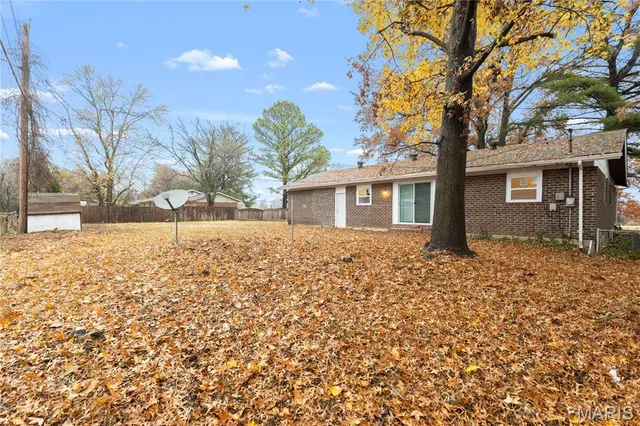 $219,900 | 11795 Old Halls Ferry Road, Florissant, MO 63033