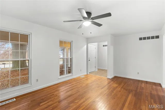 $219,900 | 11795 Old Halls Ferry Road, Florissant, MO 63033