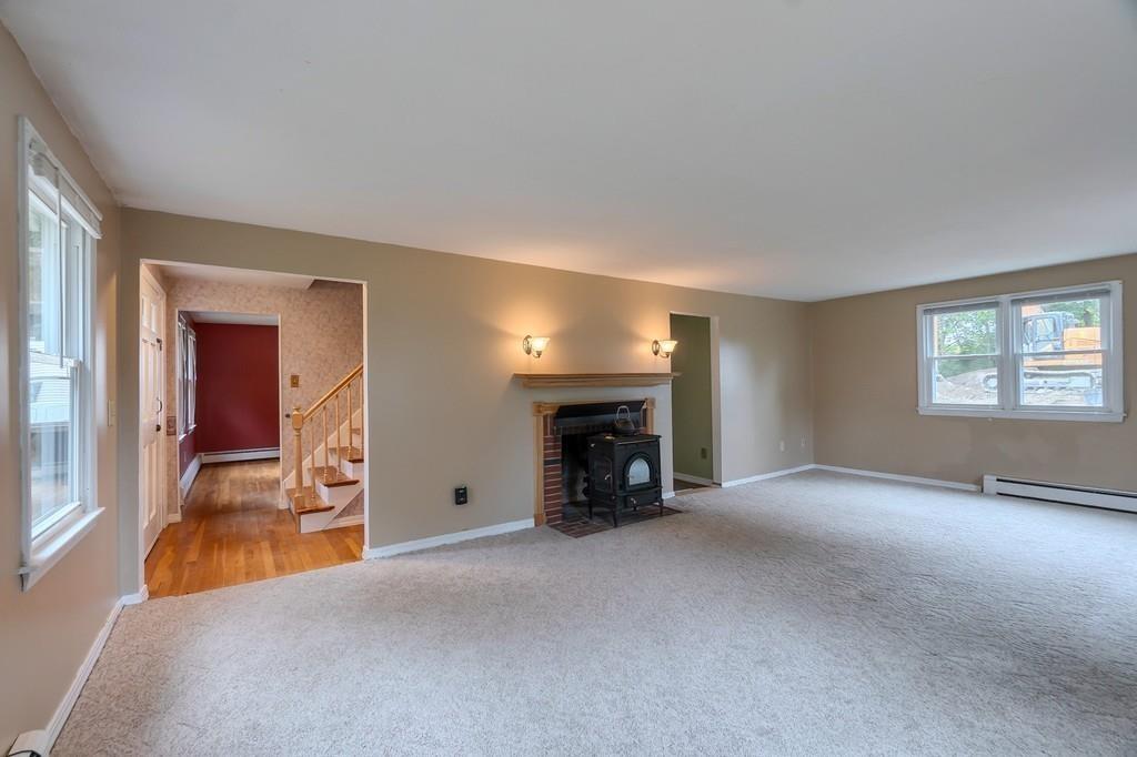 389 Hollis Road Lunenburg, MA 01462 - Photo 14 of 30 Gallery Image 14