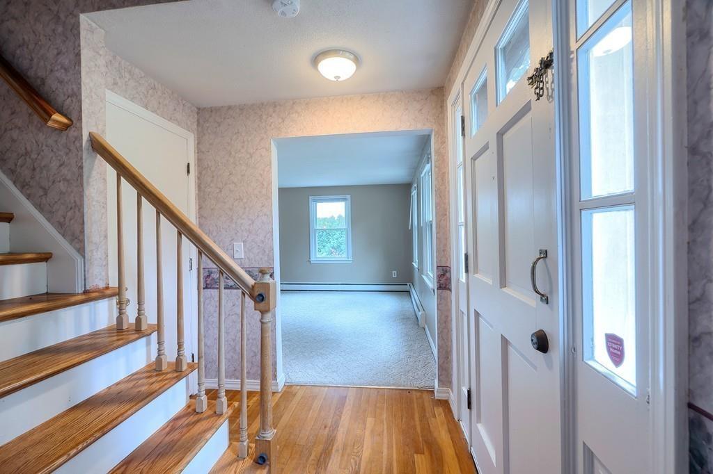 389 Hollis Road Lunenburg, MA 01462 - Photo 6 of 30 Gallery Image 6