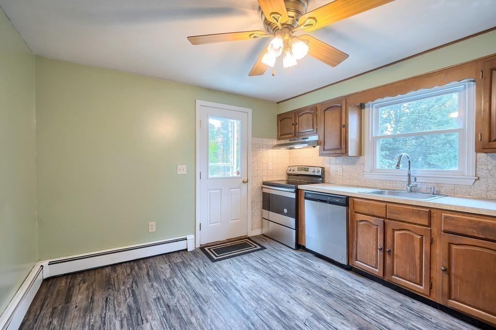389 Hollis Road Lunenburg, MA 01462 - Photo 9 of 30 Gallery Image 9