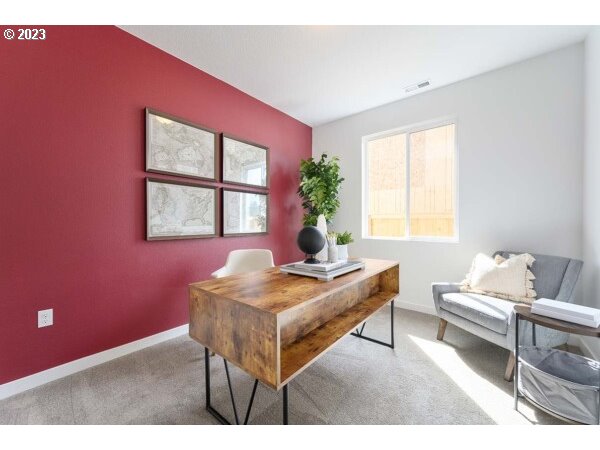313 West 19th Street Lafayette, OR 97127 - Photo 18 of 18 a living room with furniture and a potted plant